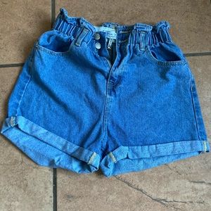 scrunch waist shorts